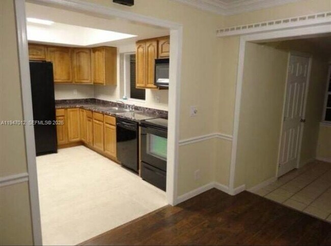 Building Photo - 7371 SW 1st St