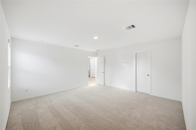 Building Photo - 25585 Rose Creek Dr