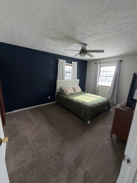 Building Photo - 3452 Kalurah St NE