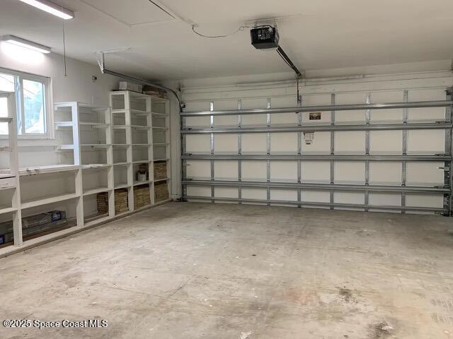 Building Photo - 905 Parkside Pl