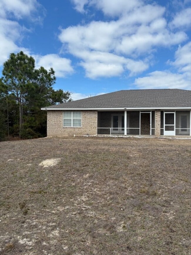 Building Photo - 1833 Sundown Dr