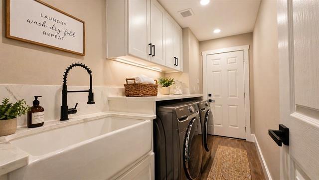 Building Photo - 2400 Bowling Green St