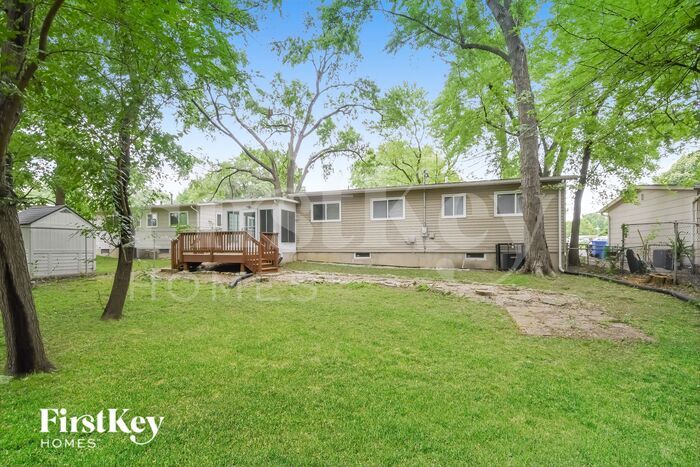 Building Photo - 1340 Layven Ave