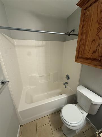 Building Photo - 209 Blue Bell Ct