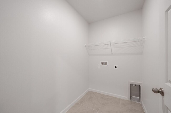 Building Photo - Spacious 4BR House in Port Saint Lucie
