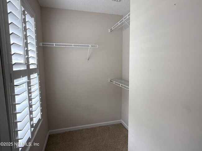 Building Photo - 1010 Garrison Dr
