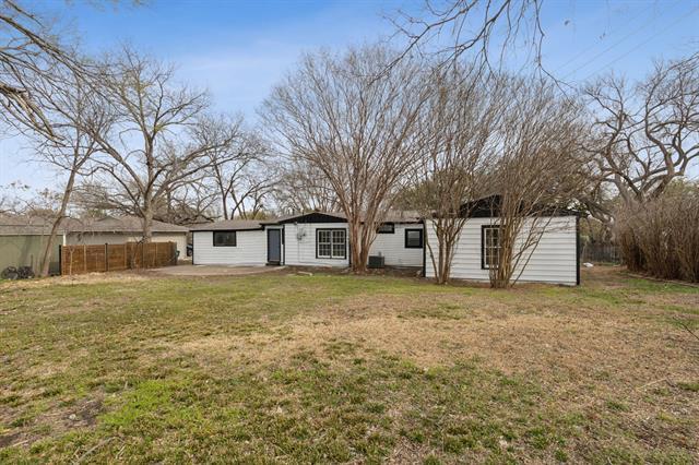 Building Photo - 3737 Bilglade Rd