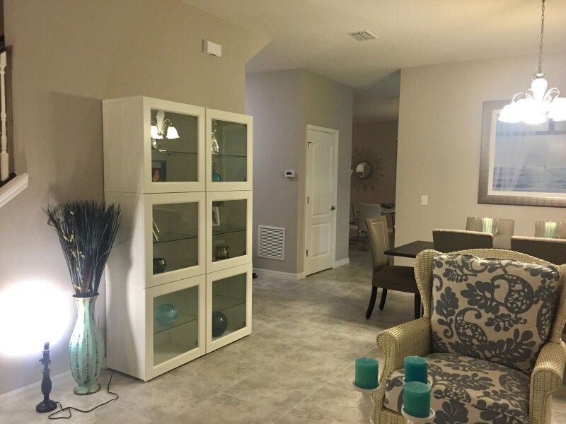 Building Photo - 4845 Maple Park St