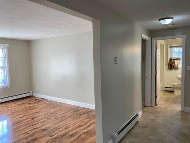 Living room - 49 Hamilton St