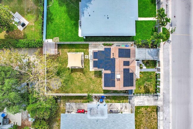 Building Photo - 234 NW 45th St