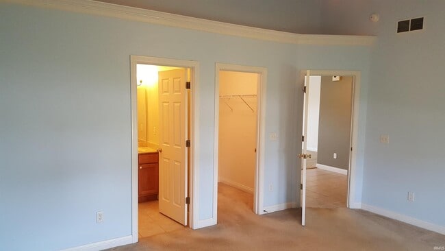 Building Photo - 1409 Shining Armor Ln