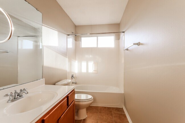 Building Photo - 7238 Winter Song Dr