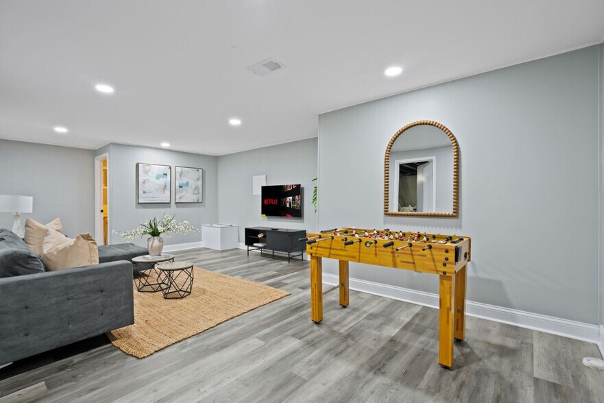 Building Photo - 508 S Warrington Rd