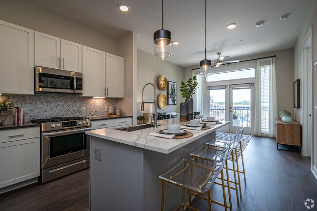 Primary Photo - More Freedom, Less Rent – 1 bed / 1 bath 1...