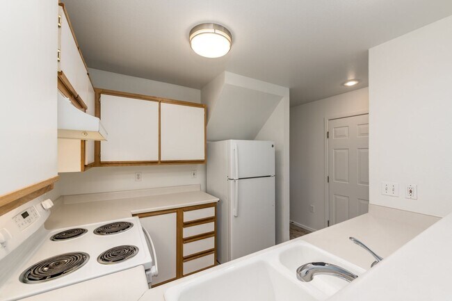 Building Photo - Tualatin condo for rent