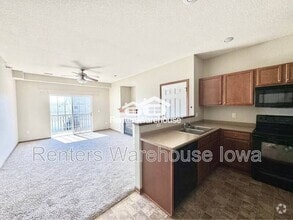 Building Photo - 1624 NW Prairie Lakes Dr