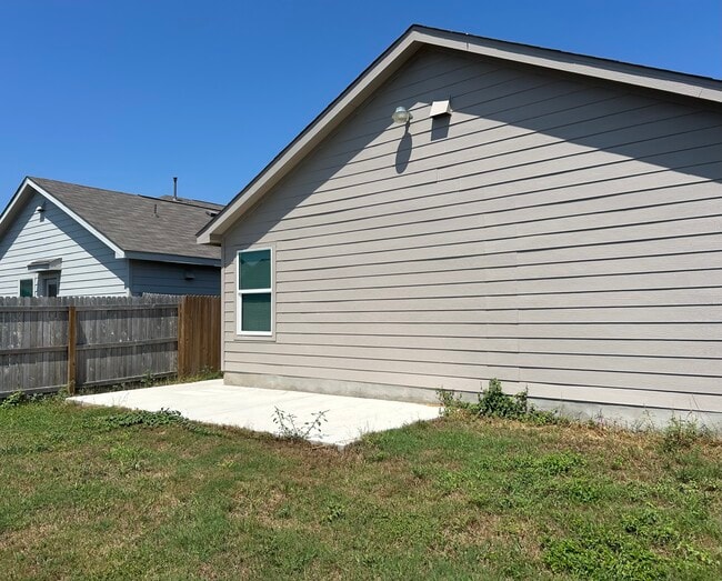 Building Photo - 5831 Coahulia Rdg