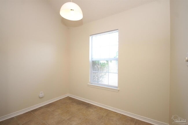 Building Photo - 7033 Weatherwood Dr