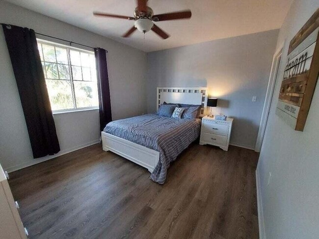 Building Photo - 6482 Emerald Dunes Dr