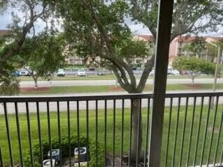 Building Photo - 1100 SW 128th Terrace