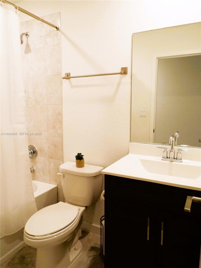 Building Photo - 2363 SE 11th St