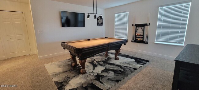 Building Photo - 284 Links Ter Blvd