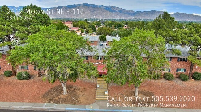 Building Photo - 2112 Moon St NE