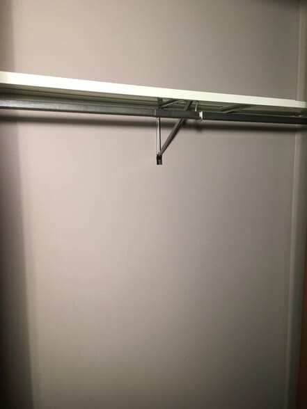 Closet - 7421 Sharon-Mercer Rd