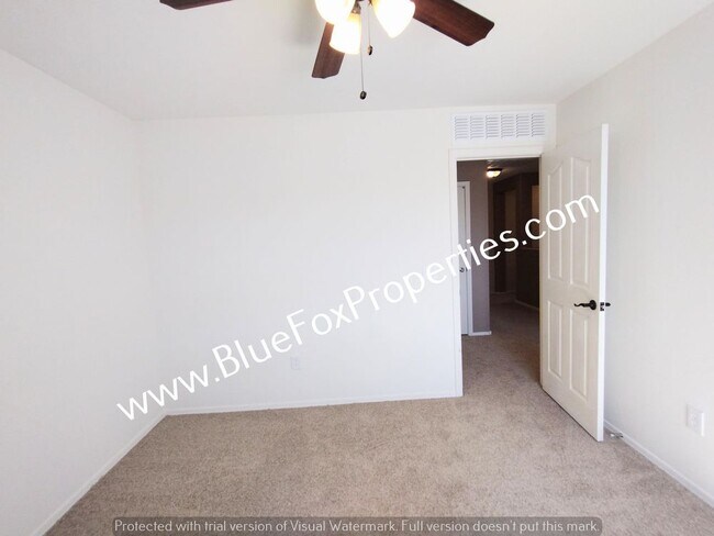 Building Photo - 432 R G Lee Pl