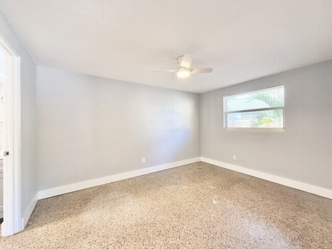 Building Photo - 115 Cleveland Ave SW