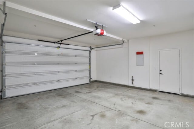 Building Photo - 59 Pathway