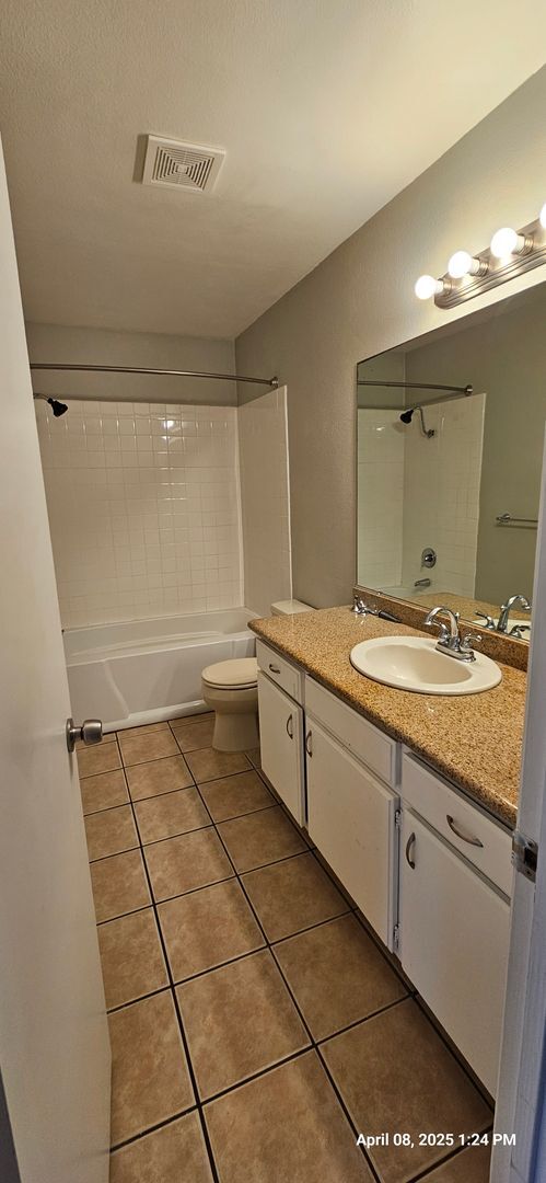 Building Photo - Orcutt Single Story Knollwood Terrace Condo with Attached One Car Garage