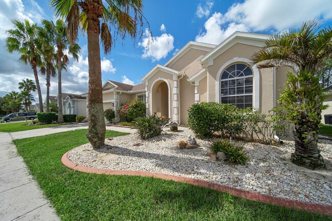 Building Photo - 412 N Hampton Dr