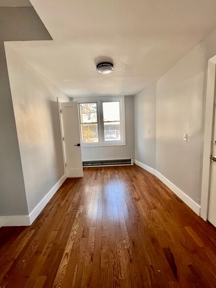164 Delaware Ave 1R - 166 Delaware Ave