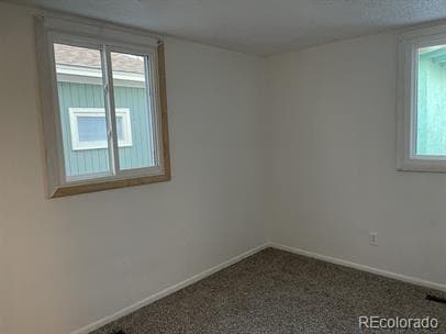 Building Photo - 708 S Roosevelt Ave