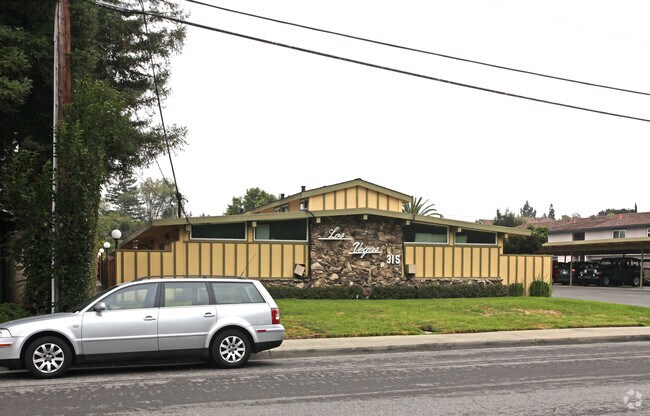 Building Photo - Los Vegas