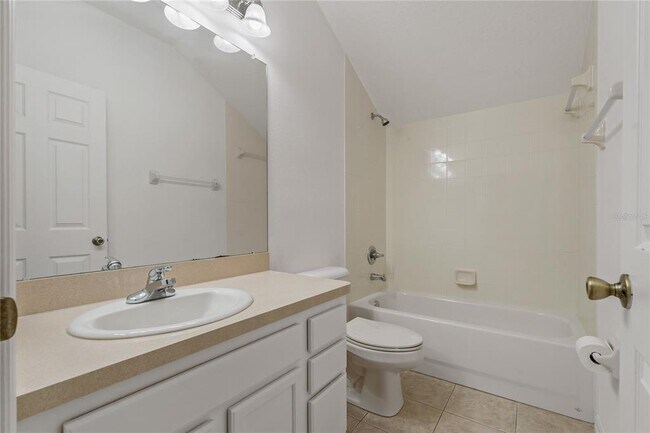 Building Photo - 12814 Cattail Shore Ln