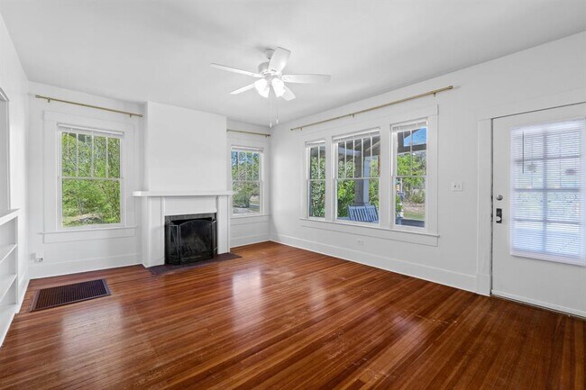 Building Photo - 1117 Enfield Rd