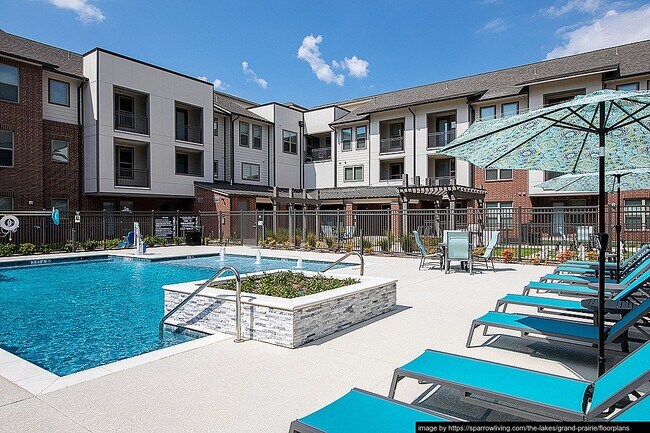 Building Photo - 3013 Doryn Dr