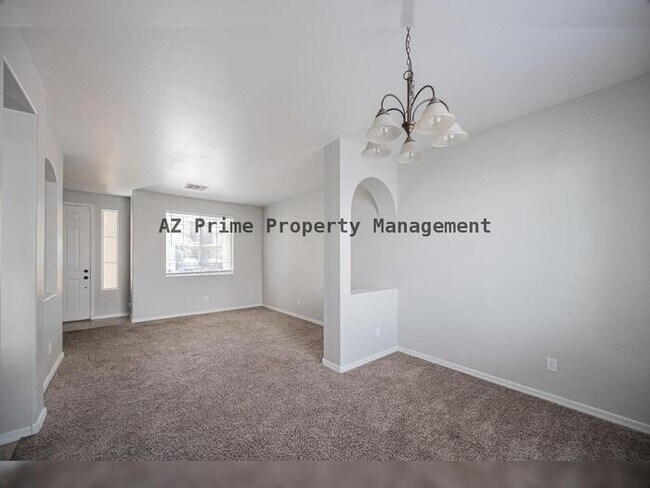 Building Photo - 7422 S 27th Way