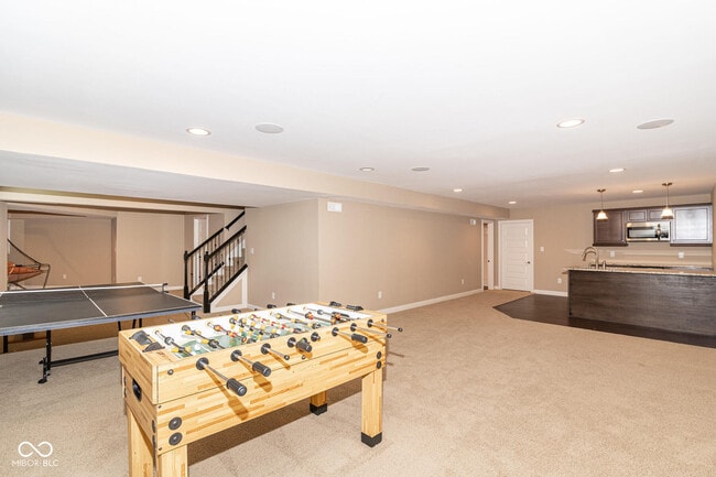 Building Photo - 10599 Geist View Dr