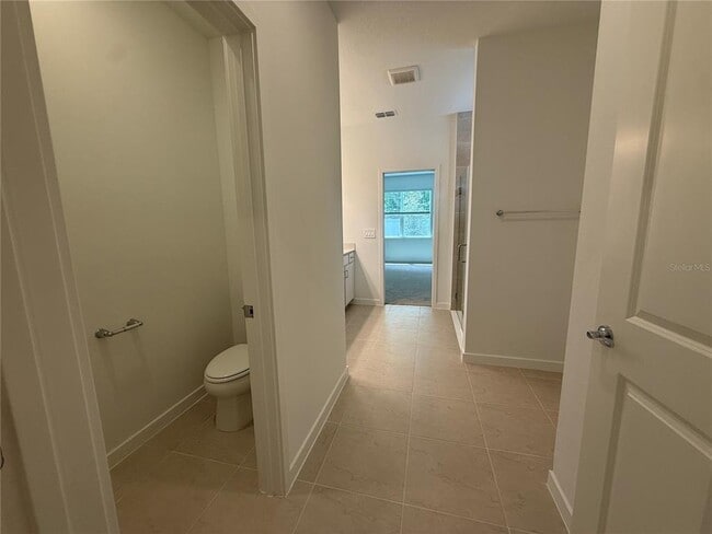 Building Photo - 3915 Big Sky Dr