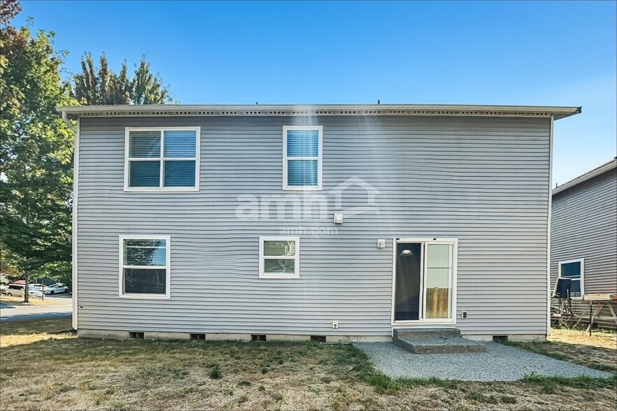 Building Photo - 7127 179th Street Ct E