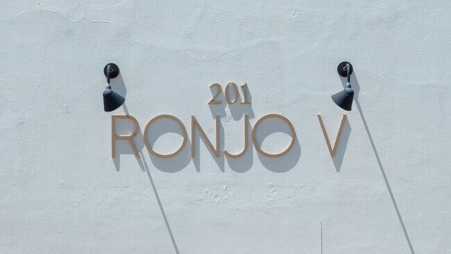 Building Photo - 201 S Chaparral St