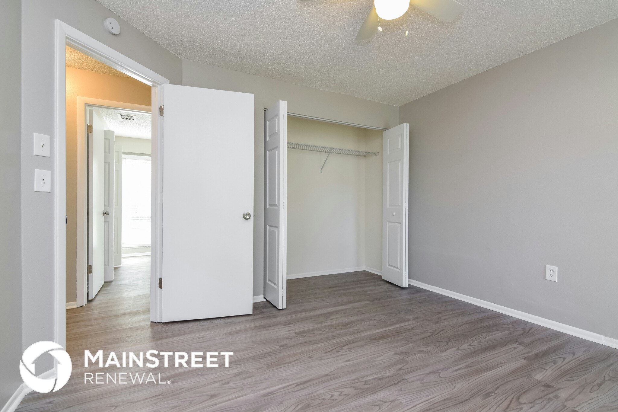 Building Photo - 7845 Avenal Loop