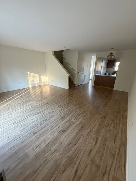 Living Room1 - 76 Oak Ridge Dr