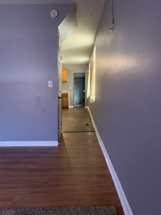 Building Photo - Rowhome in West Baltimore