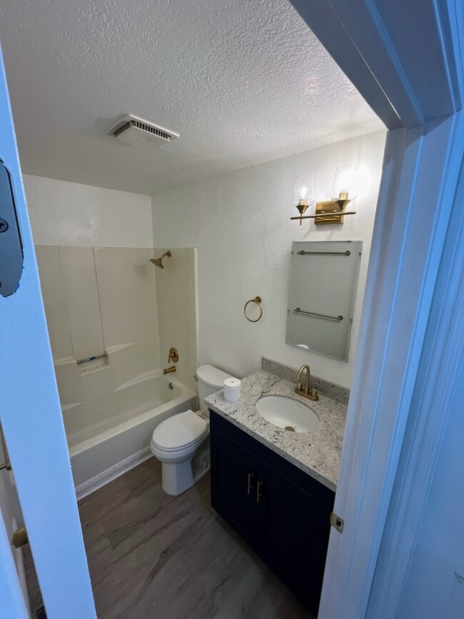 Building Photo - 12181 Mt Anderson St