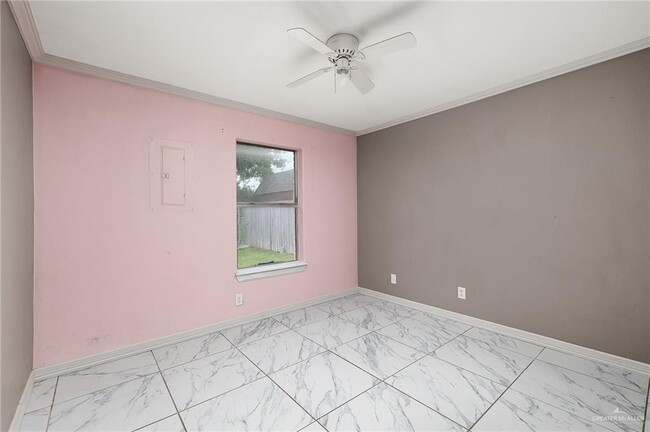 Building Photo - 3900 Gabriella Dr