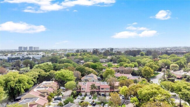 Building Photo - 10003 Costa Del Sol Blvd